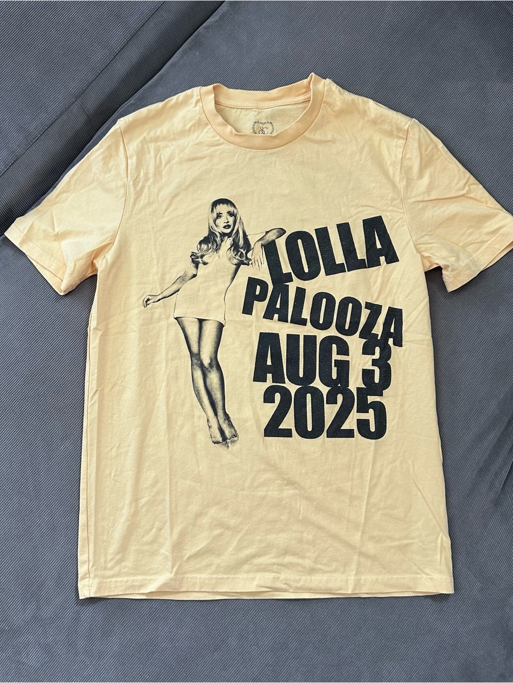 Official! SABRINA CARPENTER LOLLAPALOOZA SHORT N SWEET TEE Shirt Small POP UP T